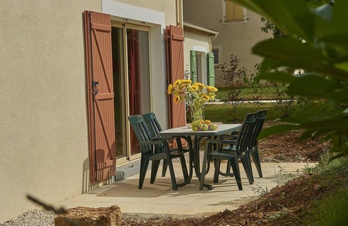 Lanzac House | Villa in France with Private Garden
