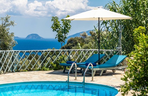 Xanthi Region Villa | Villa in Glossa With Private Pool and Views to Aegean