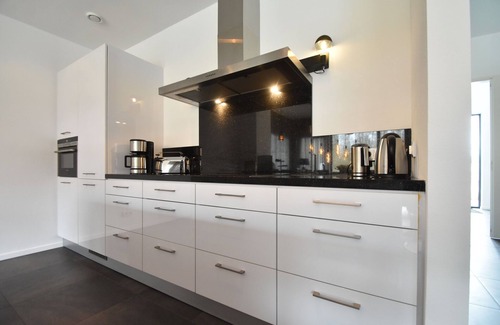 Zeewolde Villa | Villa in Harderwijk with Sauna