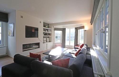 Het Zoute Villa | Villa in Het Zoute near Zwin Reserve