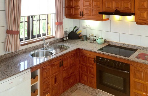 Playa Blanca House | Villa In Las Brisas, Playa Blanca, Lanzarote Central Location