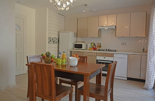 Montauroux Villa | Villa in Montauroux with Pool and Forest Views