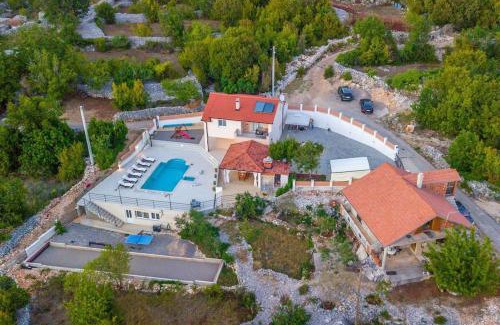 Nova Sela Villa | Villa in Omiš inland/4 stars+heated pool