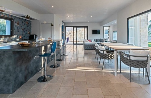 Ostuni Villa | Villa in Ostuni with 6 bedrooms sleeps 12