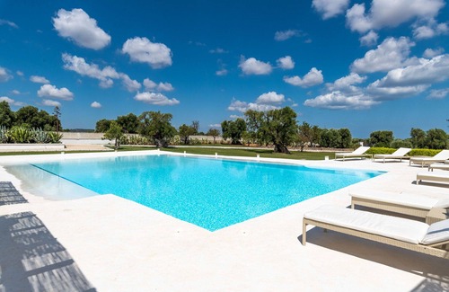 Ostuni Villa | Villa in Ostuni with 9 bedrooms sleeps 18