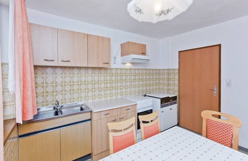 Piller House | Villa in Piller near Ski Bus & Lake