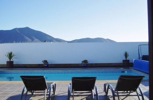 Playa Blanca Villa | Villa in Playa Blanca with Stunning Mountain View