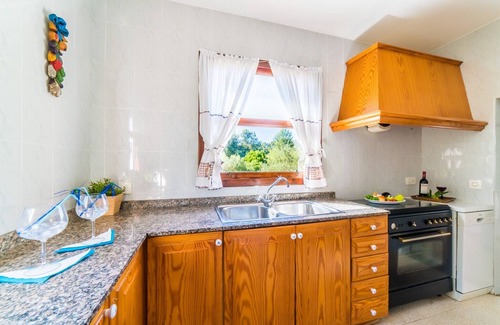 Alcudia House | Villa in Pollensa with Pool and Tennis Court
