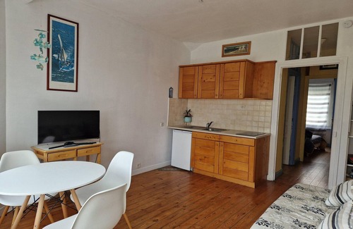 Penvenan Apartment | Villa in Port Blanc with Sea View