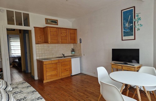 Penvenan Apartment | Villa in Port Blanc with Sea View