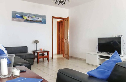 Macher Villa | Villa in prime yet private location w/ pool.
