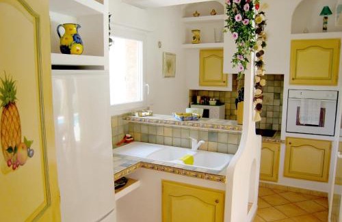 Saint-Paul-en-Foret Villa | Villa in Provence with Pool and Garden