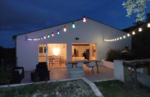 Les 3 Ponts House | Villa in quiet Garrigue, 5' from the center of Nîmes