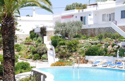 Vale de Parra Villa | Villa In Quinta Da Saudade, Vale Da Parra, Guia, Portugal (21747/AL)