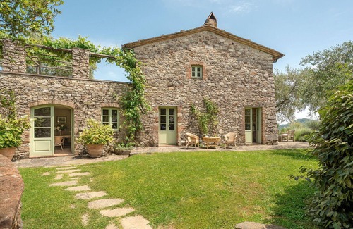 Villabuona Villa | Villa in Santa Maria Albiano with 6 bedrooms sleeps 12
