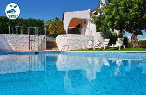 Santa Eulalia Villa | Villa in Santa Eulália near Praia da Oura