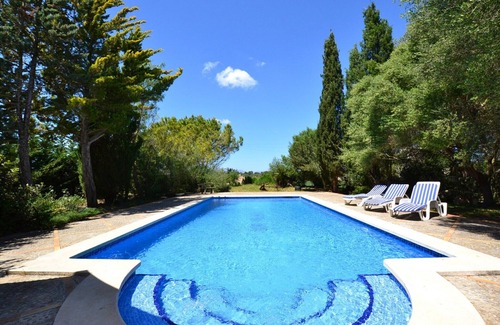 Sineu Villa | Villa in Sineu with Private Pool & Gardens