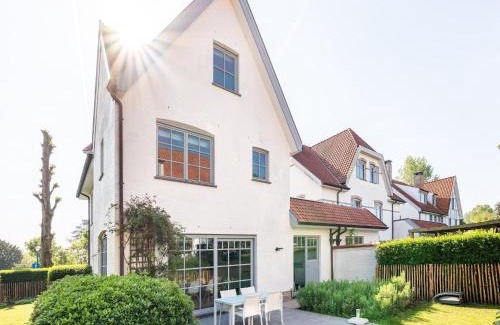 Koksijde House | Villa in St-Idesbald near the Sea, cleaning included