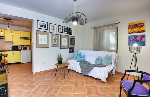 Stinjan Villa | Villa in Stinjan with Pool and Sea View