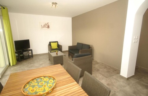 Sampzon Villa | Villa in stunning location close to Ard che River near Gorges