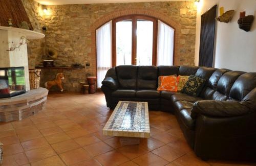 Suvereto Villa | Villa in Suvereto with Pool and Scenic Views