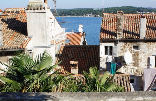 Rovinj Villa | Villa in the old town with spacious rooms, overlooking the sea, old town, pool