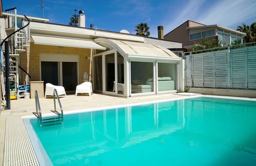 Noicattaro Villa | Villa in the Sun - Entire Villa with Private Pool