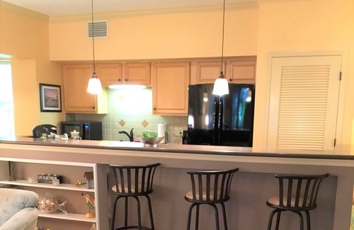 Wabasso Beach Villa | Villa in Tropical Paradise, Sandy Beach, Pool, Tennis & Beach Club in Vero Beach