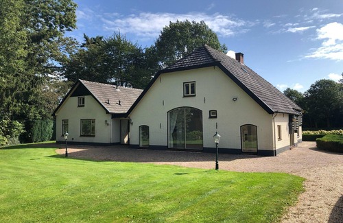 Twello Villa | Villa in Twello with large garden