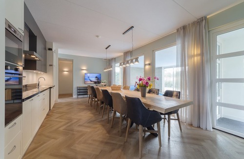 Colijnsplaat House | Villa in Zeeland near the Sea & National Park