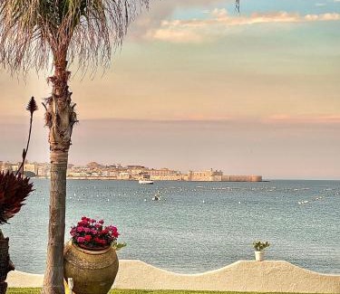Syracuse Villa | Villa Incanto on the Sea