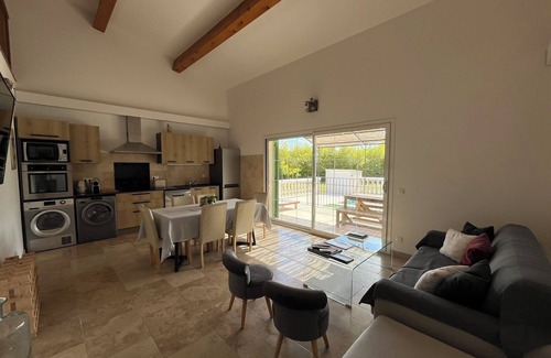 Antibes Villa | Villa indépendante à proximité du parc de Vaugrenier et des plages.