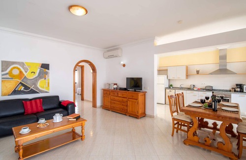 Matagorda Villa | Villa Indigo by Villa Plus