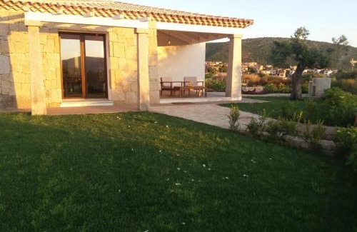 Tanaunella House | VILLA INDIPENDENTE AL MARE BUDONI