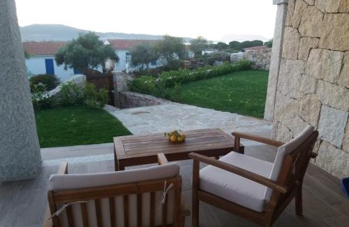Tanaunella House | VILLA INDIPENDENTE AL MARE BUDONI