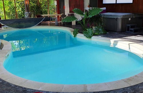 Plouezoch House | Villa indoor pool, hamman, sauna, jacuzzi, gym, billiards, baby