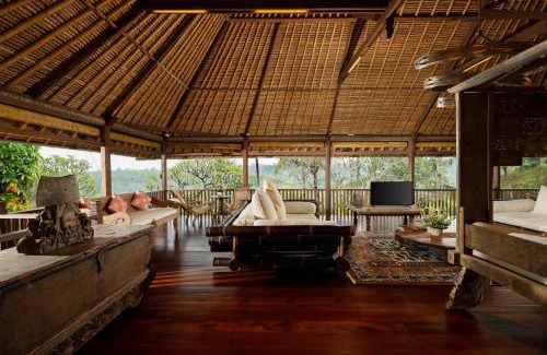Kedewatan Villa | Villa Inka Ubud by Nakula