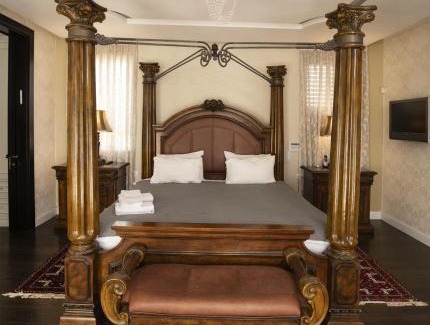 Caesarea Villa | Villa Inna