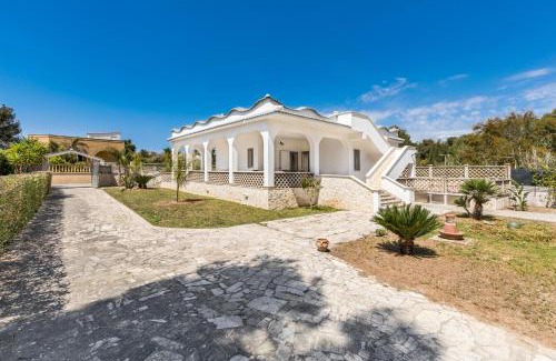 Maruggio Villa | Villa Iole by BarbarHouse