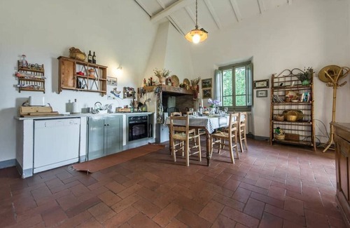 Bucine Villa | Villa Iole, beautuful country house with private swimming pool.