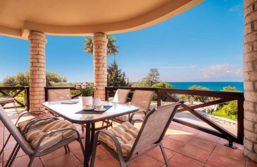 Agios Spyridon Corfu Villa | Villa Irida Apartments Agios Spyridonas Peritheia