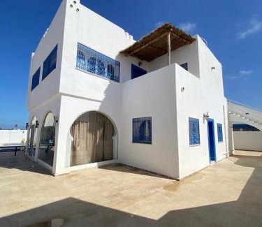 Mezraia Villa | Villa iris piscine commune
