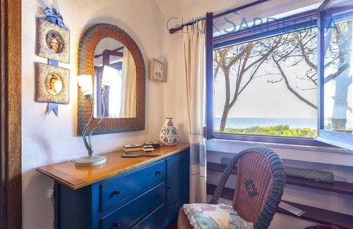 Santa Margherita di Pula Villa | Villa directly on the beach in Santa Margherita Pula for 12 people