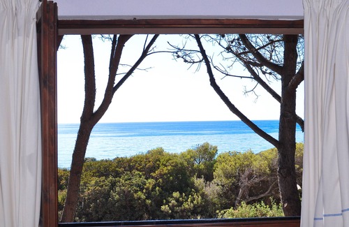 Santa Margherita di Pula Villa | Villa directly on the beach in Santa Margherita Pula for 12 people