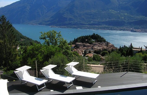 Pieve Apartment | Villa Oliva Rosso: modern apartment with heated pool and dream view