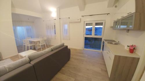 Kastel Novi House | Villa Iva-Dom