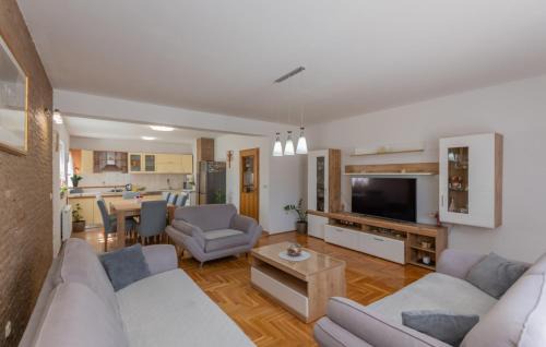 Seget Villa | Villa Ivana-Makarska by Villas Guide
