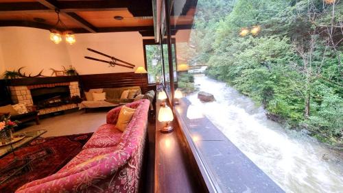 Cabar Villa | Villa Izvor Čabranke