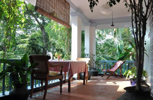 Varkala Bed & Breakfast | Villa Jacaranda