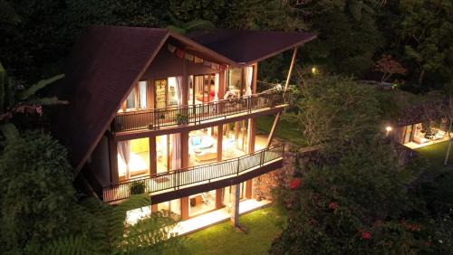 Candikuning Villa | Villa Jado 3 - Lake and Mountain View Villa